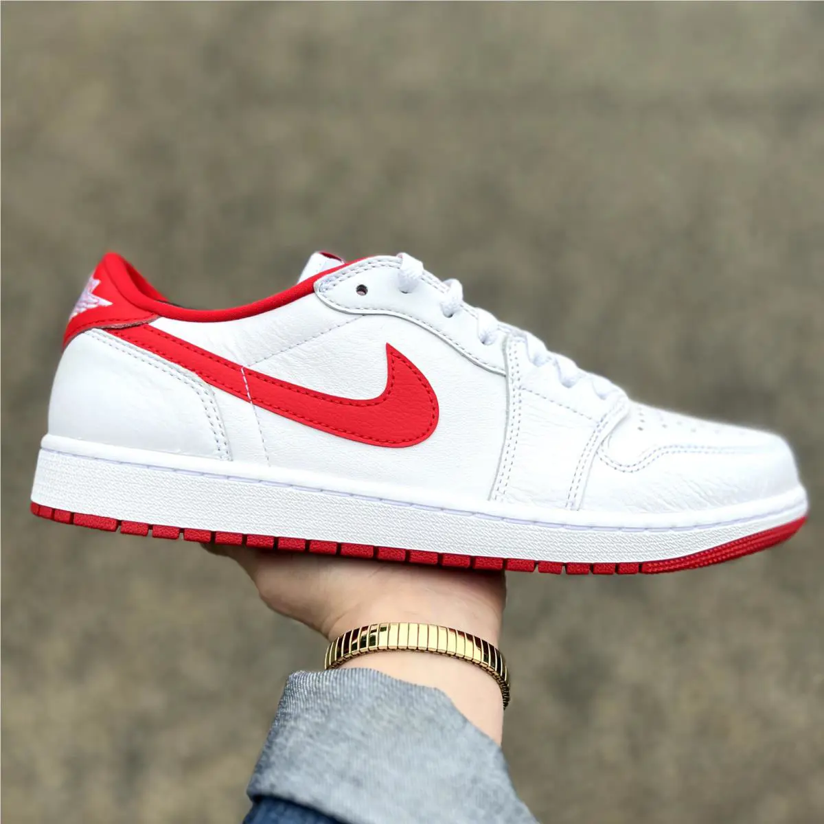 Nike shoes - Nike Air Jordan 1 - Air - Nike Mens Shoe - White 6