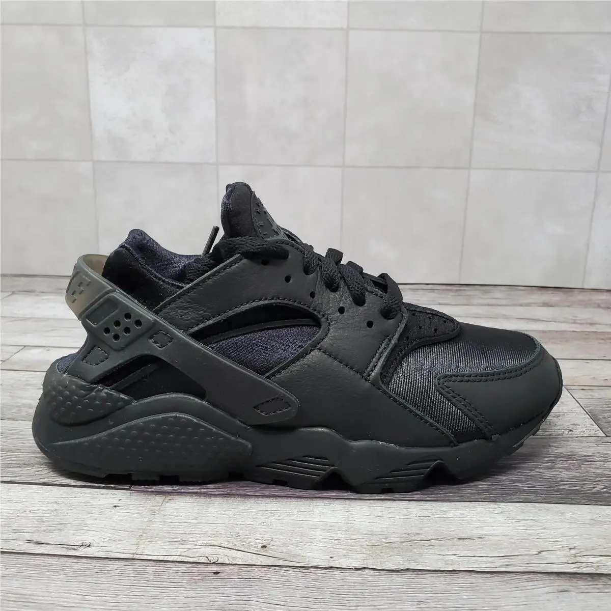 Nike shoes - Nike Air Huarache - Air Huarache - DH4439-001 - Black 2