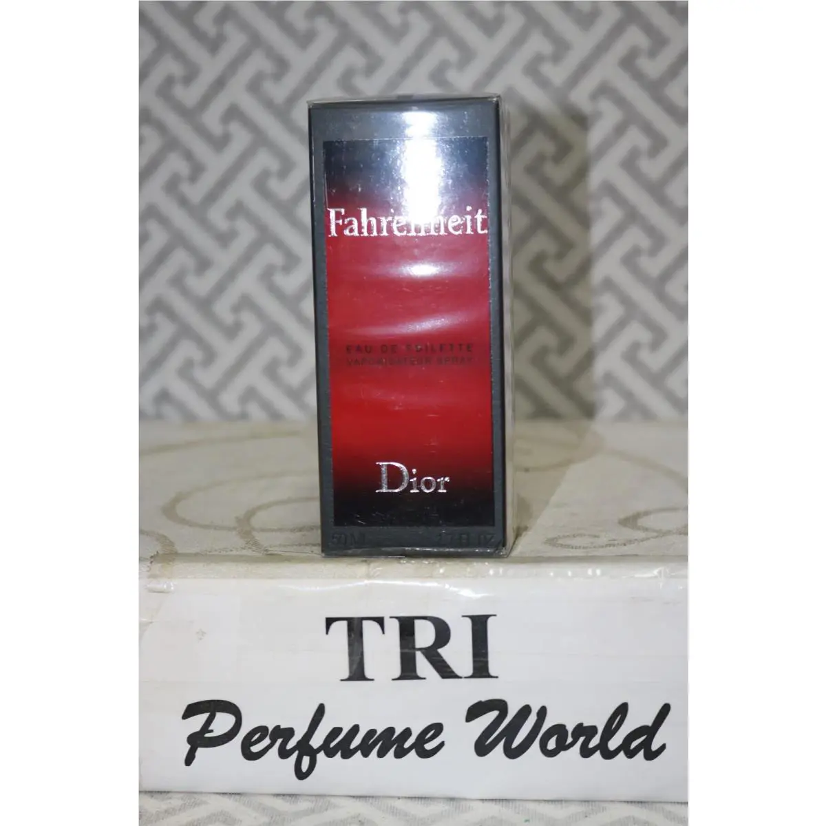 Fahrenheit Christian Dior Eau de Toilette Men Spray 1.7 Fl. Oz. 50 ml