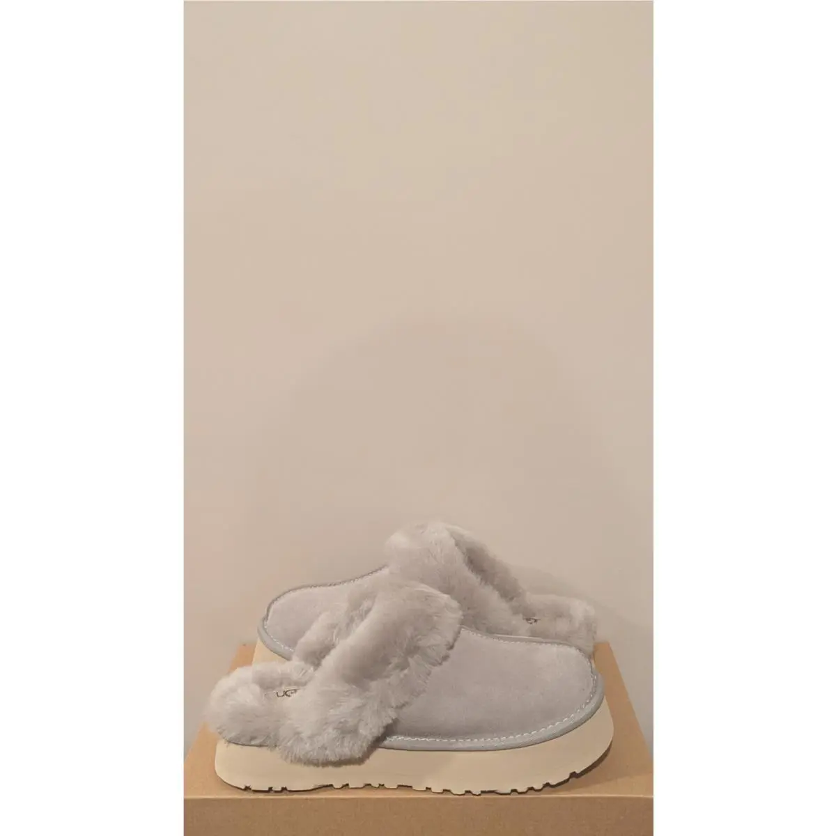 UGG shoes - Campfire 1