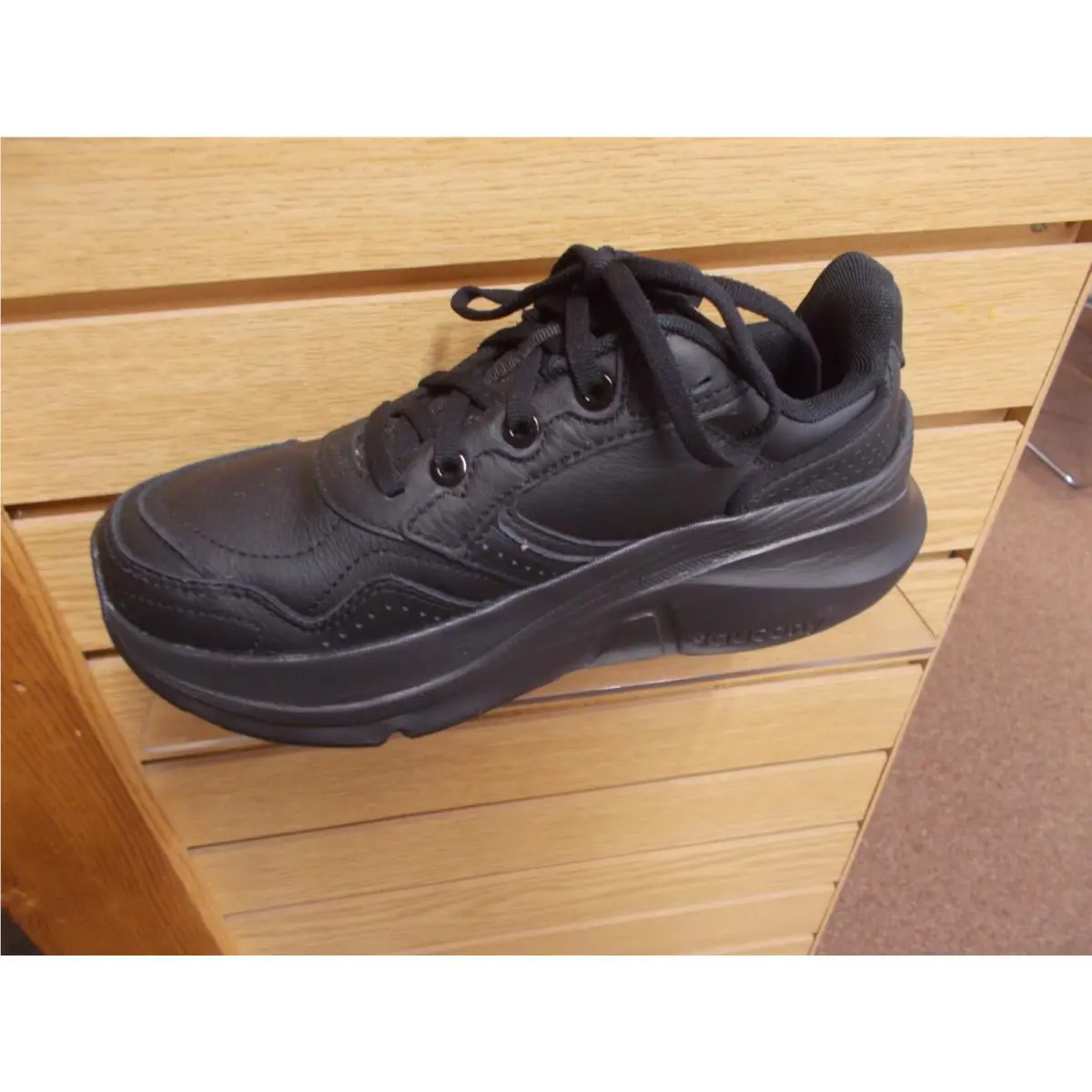 Saucony shoes - SAUCONY GUIDE METRO LE - GUIDE METRO - S11017-120 - Black 0