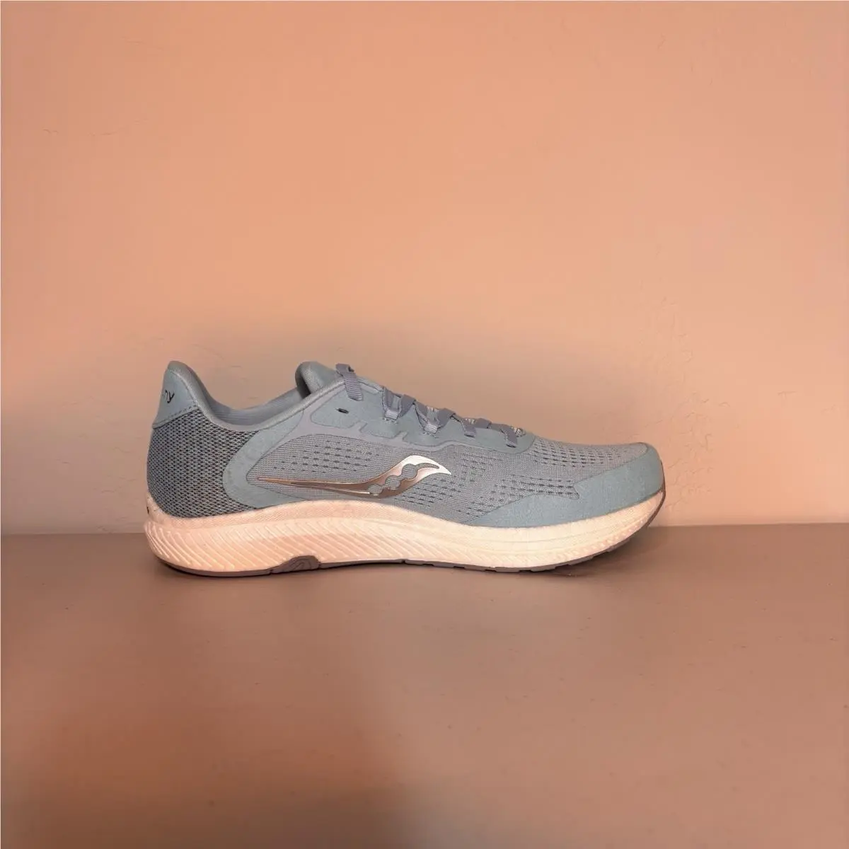 S10617-20 Womens Saucony Freedom 4