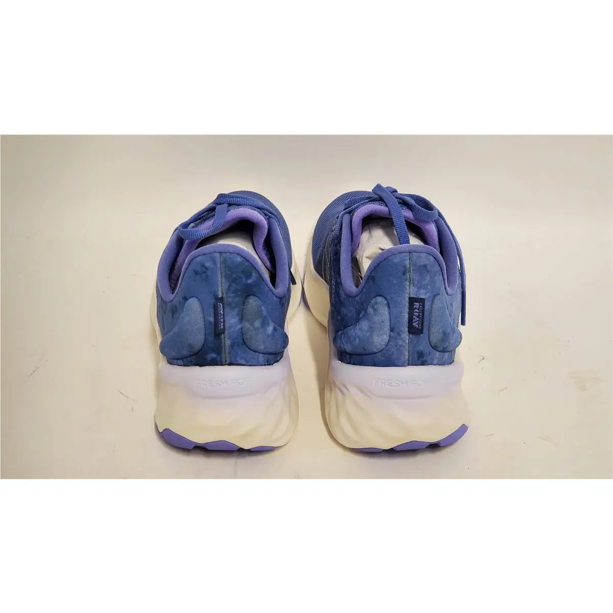 New Balance shoes - Blue (UPC: 195907564547) 2