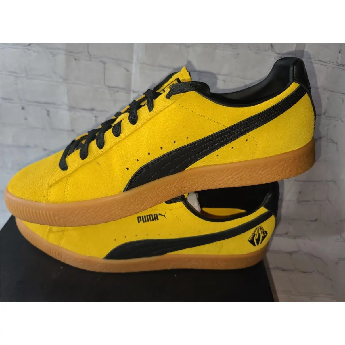 Puma shoes - PUMA Clyde - Clyde - 37445101 - Yellow (UPC: 193526438454) 1