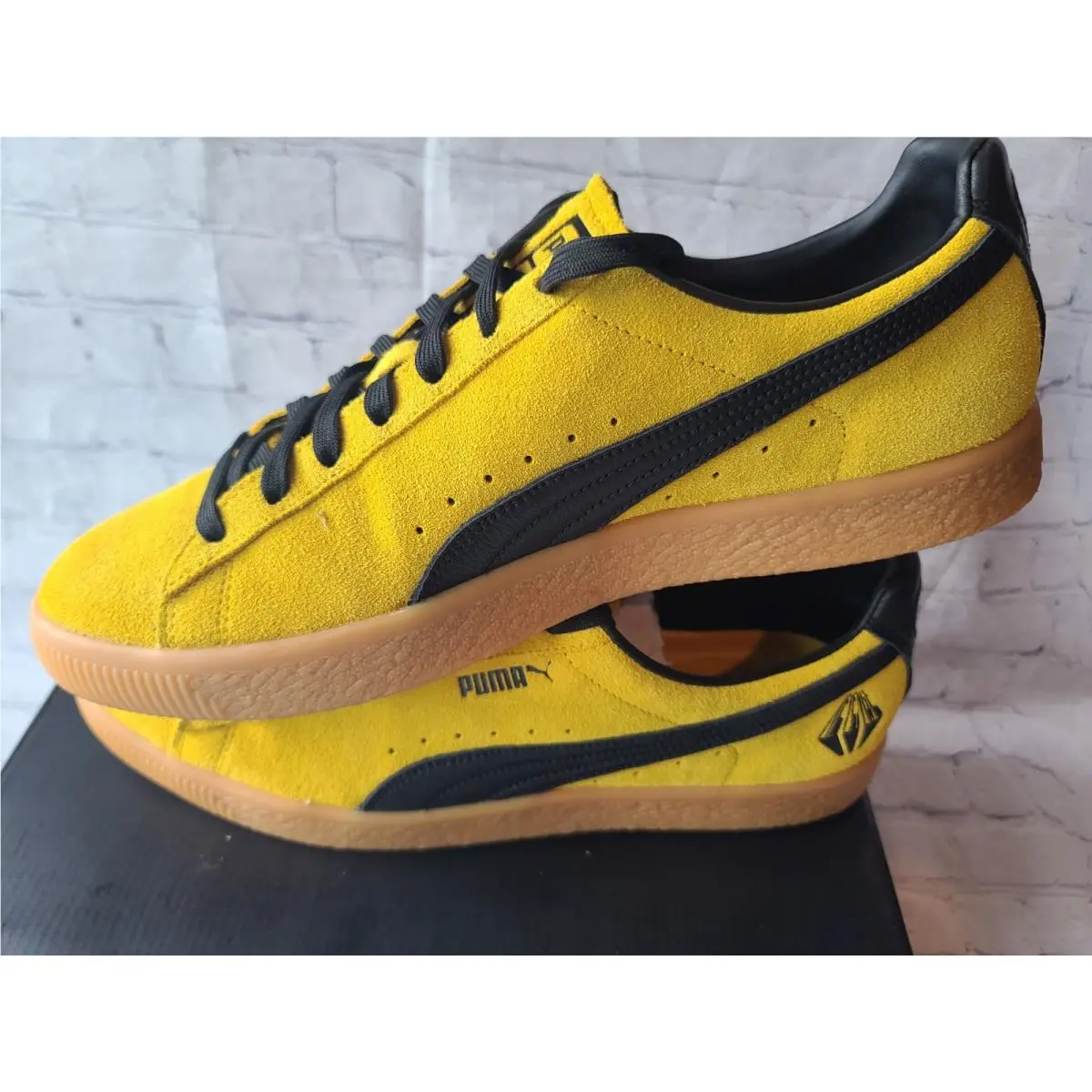 Puma shoes - PUMA Clyde - Clyde - 37445101 - Yellow (UPC: 193526438454) 2