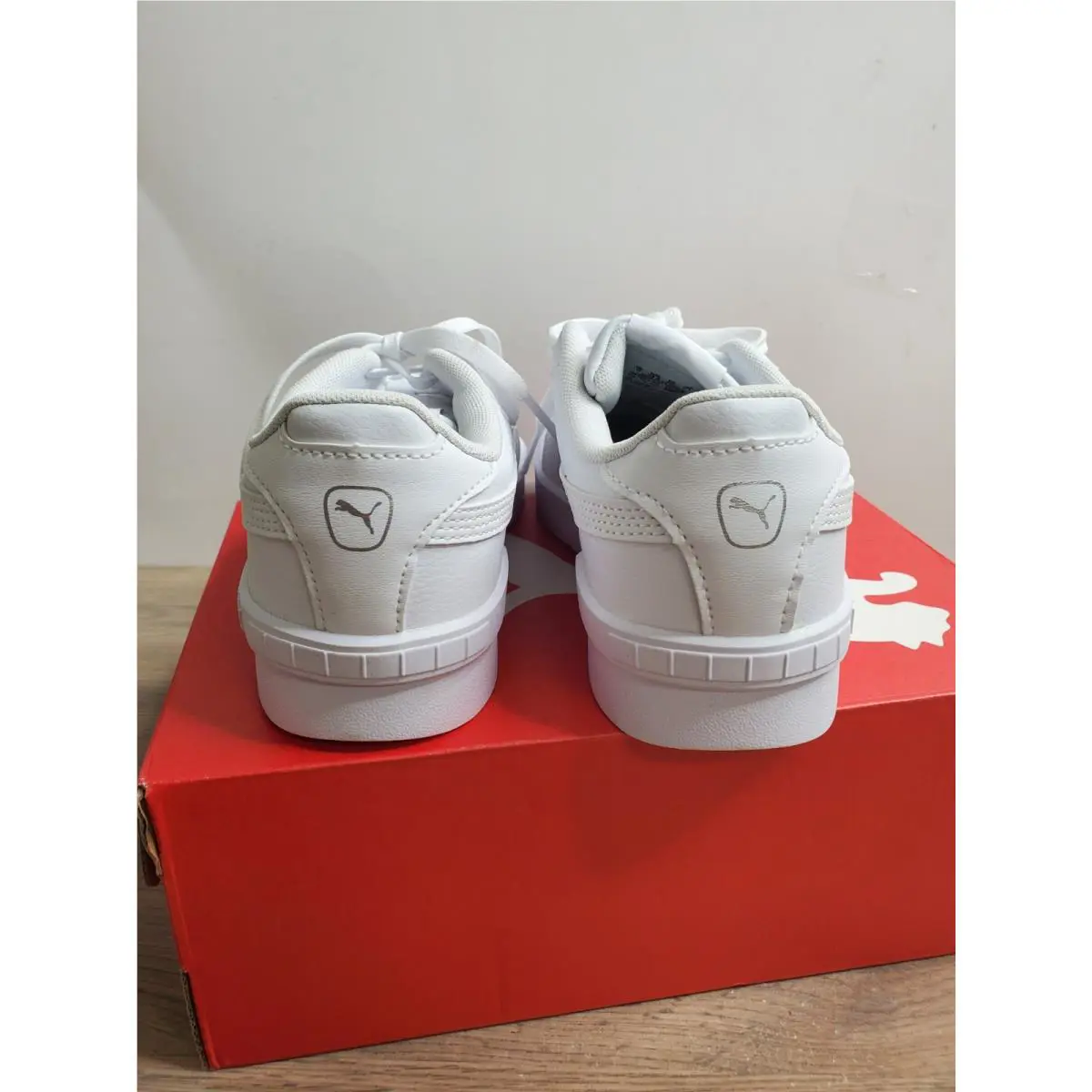 Puma shoes - White 3