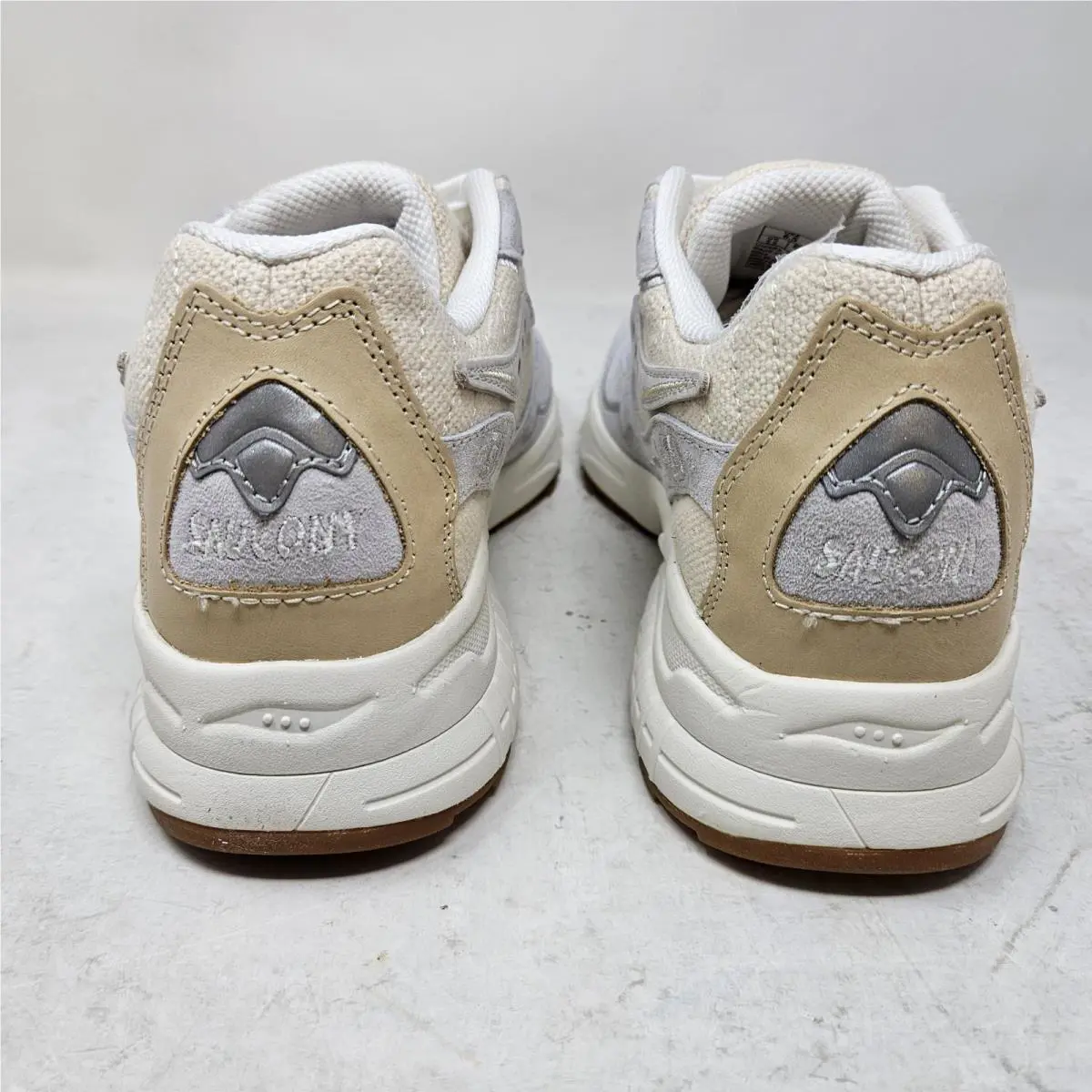 Saucony shoes - Saucony 3D Grid Hurricane - Grid Hurricane - S70708-1 - Undyed / Ecru (UPC: 195018480354) 3