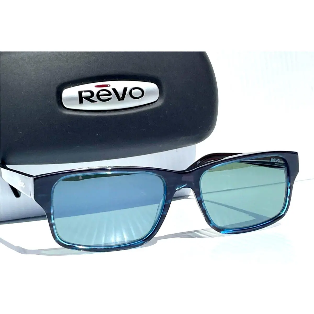 Revo Finley G Shiny Blue Horn Polarized Grey Glass Sunglass 1176 05 SG50