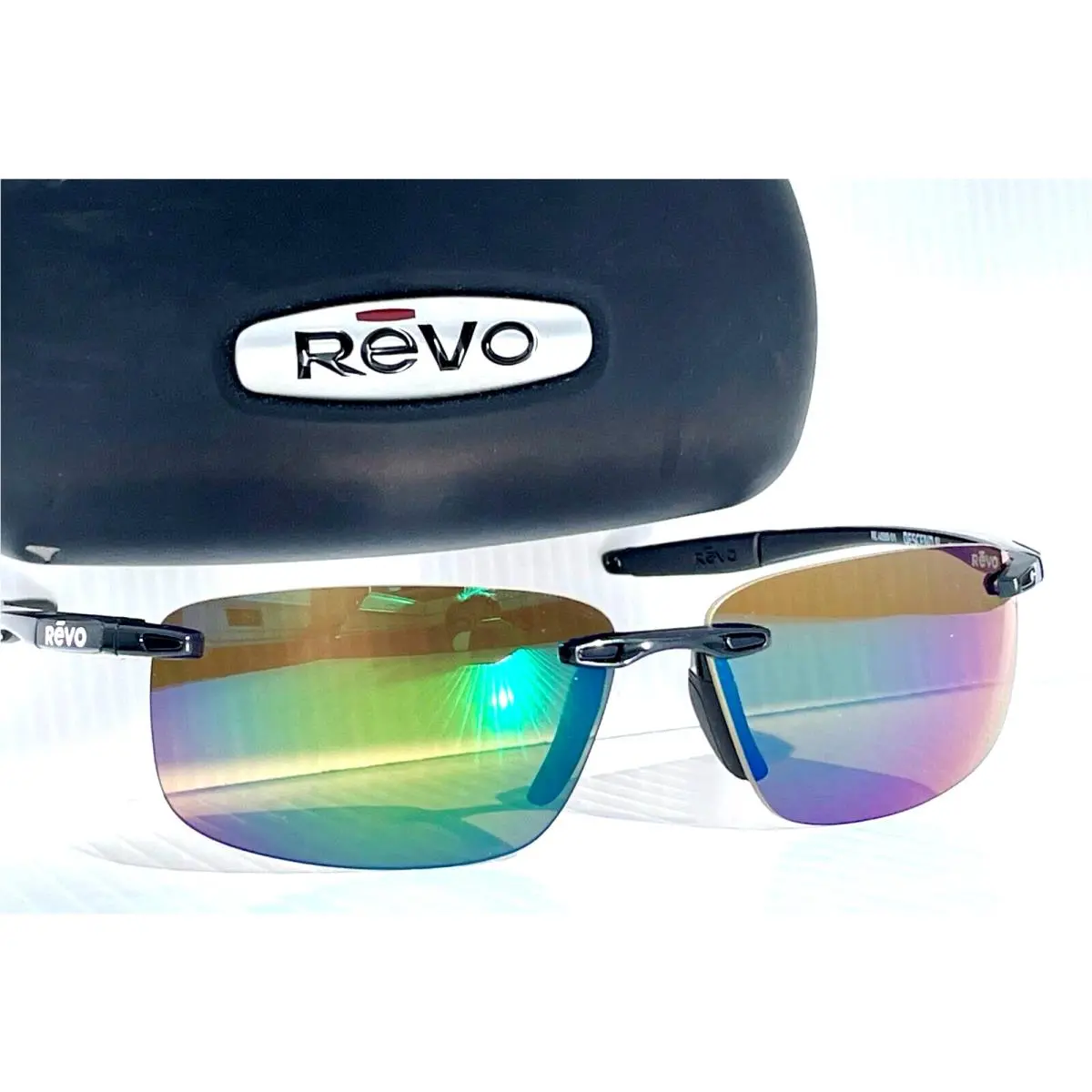 Descend N Shiny Black Polarized Evergreen Lens Sunglass 4059 01 GN by Revo