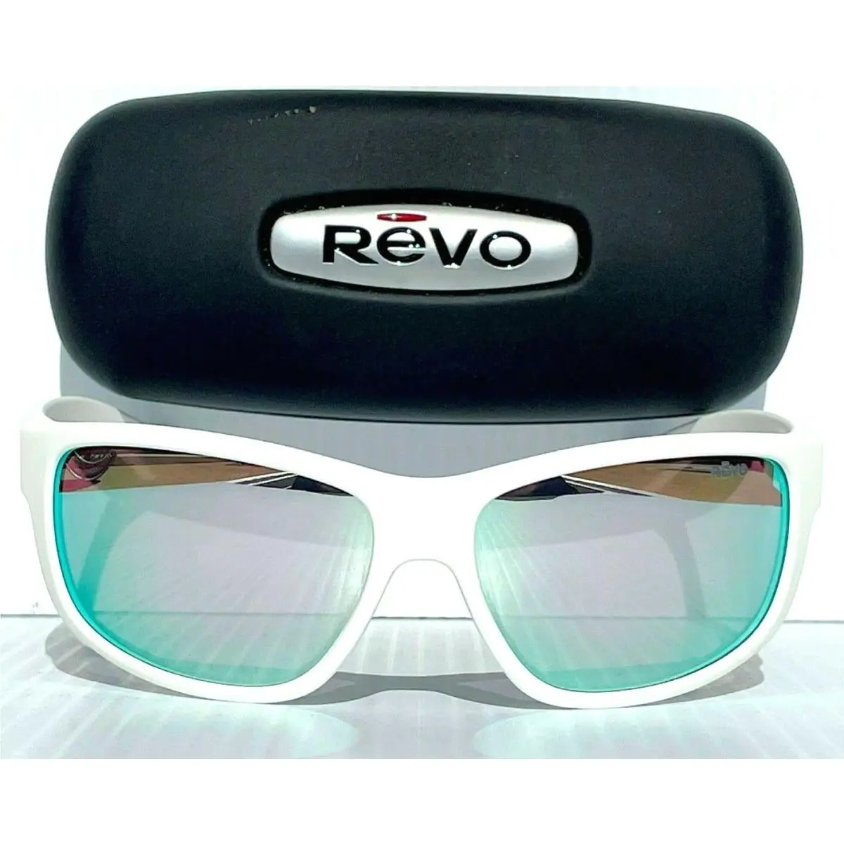 Baseliner White Polarized Stealth Chrome Mirrored Sunglass 1006 09 ST by Revo