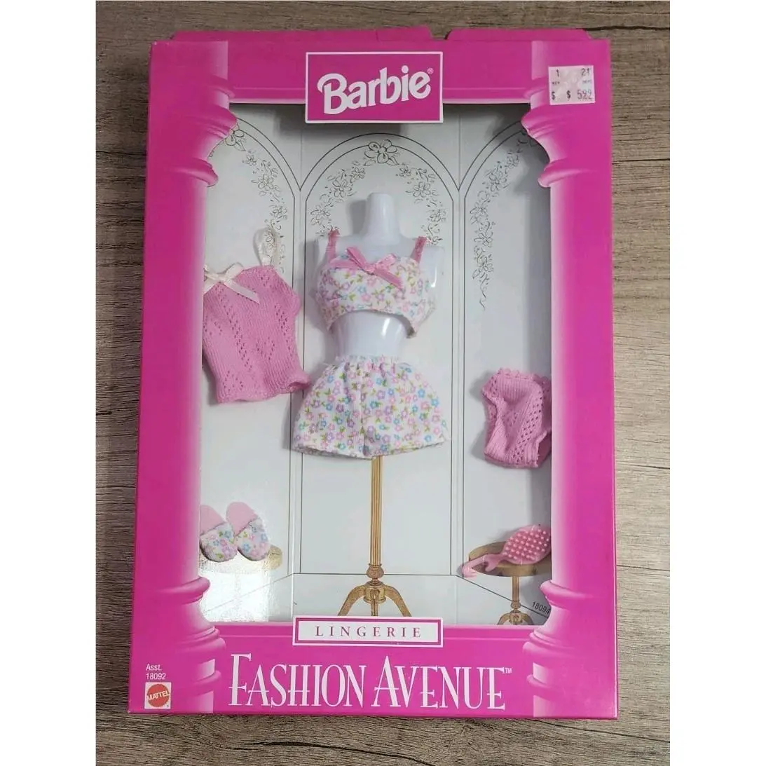 1997 Barbie Fashion Avenue Lingerie Pink Floral Pajamas Slippers 18092 18094