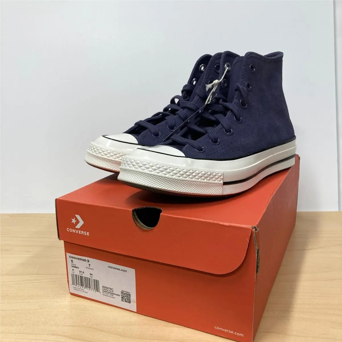 Converse Chuck 70 Hi Top Sneakers Unisex W 7 / M 5 Navy Blue Shadow Purple