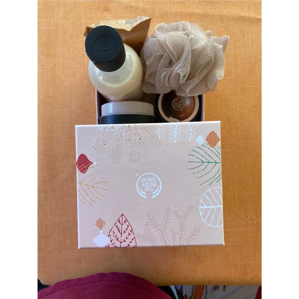 The Body Shop Shea Shower Scrub and Soften Luxury Gift Set Limited Edition by THE BODY SHOP
