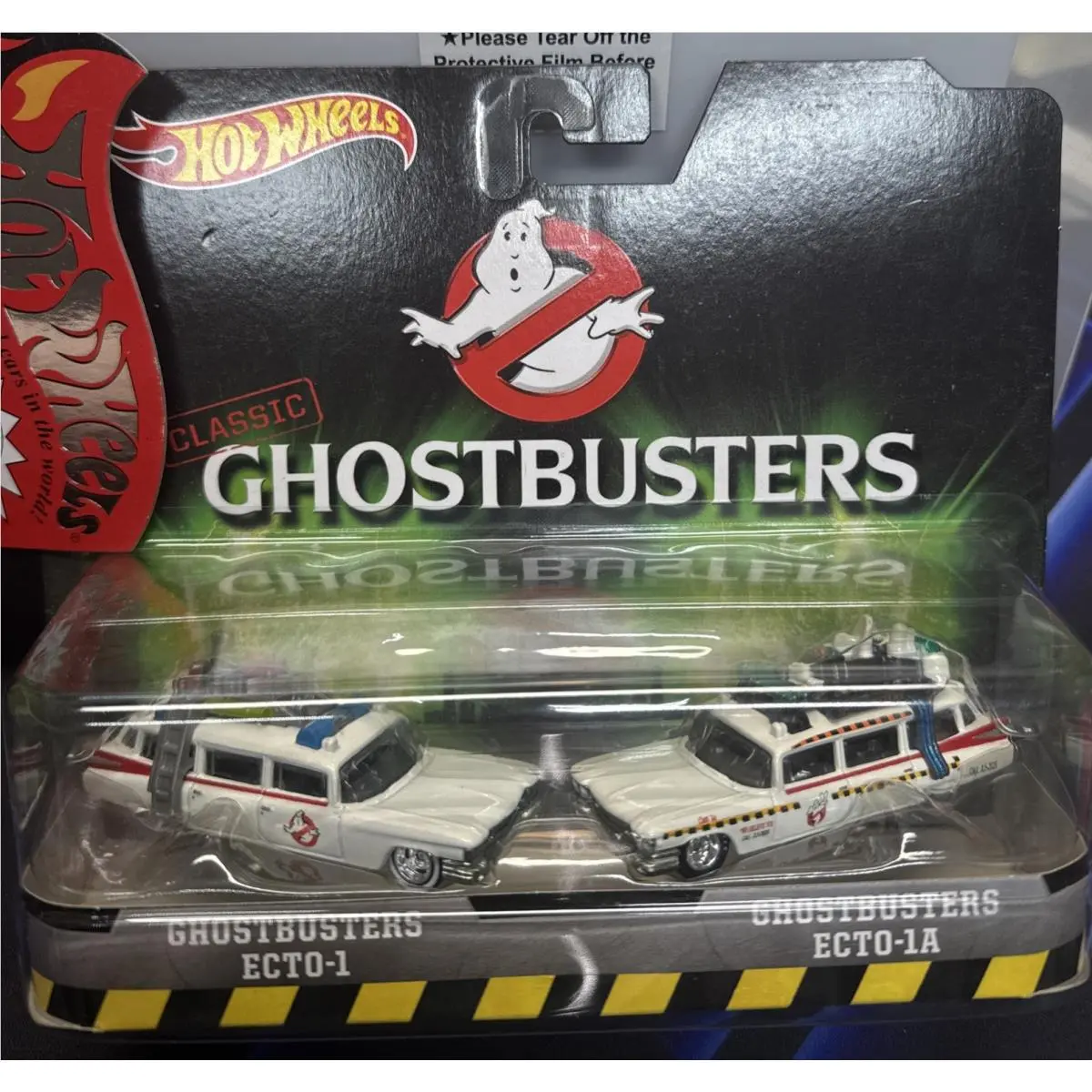 Hot Wheels Classic Ghostbusters Ecto-1 and Ecto-1A 2-Pack Mint Combined Ship