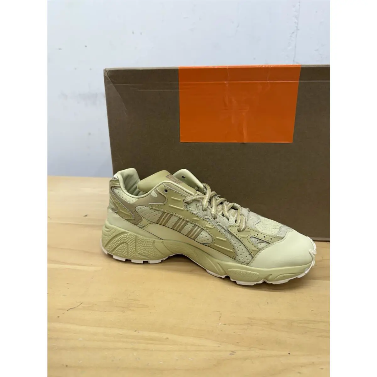 Adidas shoes - adidas Savage - Savage - HQ6154 - Beige 0