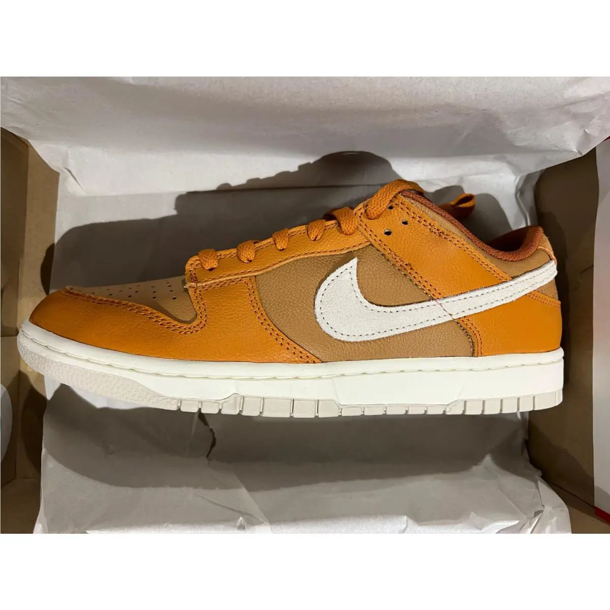 Nike shoes - HJ9121 - HJ9121 - MONARCH/LT OREWOOD BRN FLAX 3