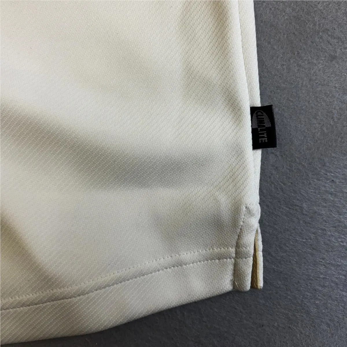 Adidas clothing - White 4