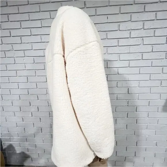 Adidas clothing - Cream 6