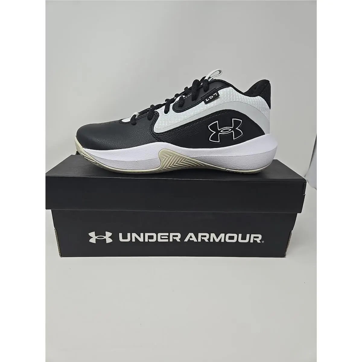 Under Armour shoes - Under Armour Lockdown 7 - Lockdown - 3028512-002 - Black 2