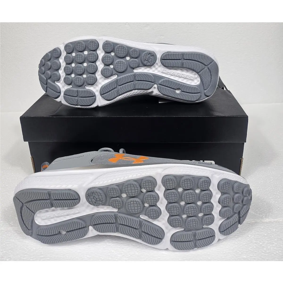 Under Armour shoes - Under Armour Charged Assert 10 - 3026175-105 - Gray 1