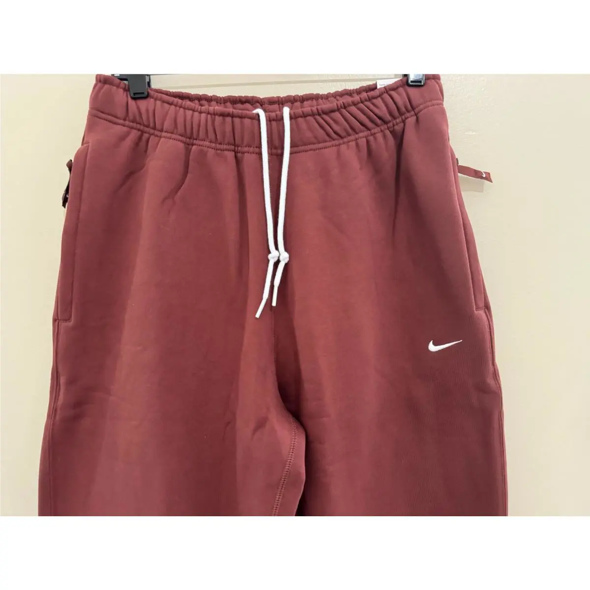 Nike clothing - DX1364-231 - DX1364 DX1364-231 - Brown (UPC: 196155011418) 0