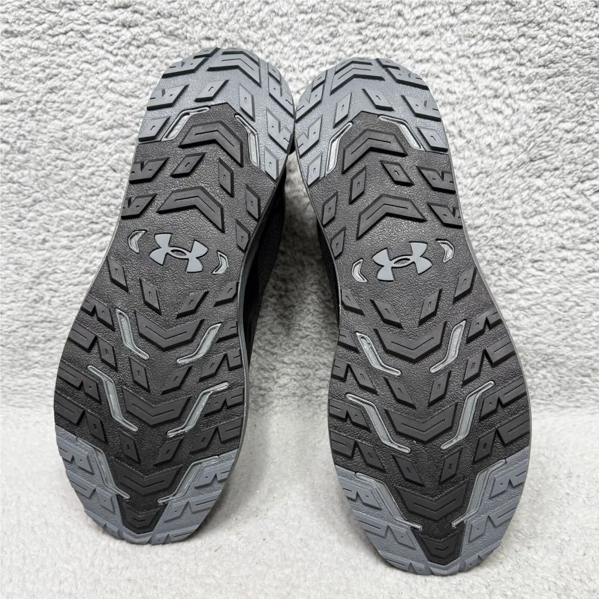 Under Armour shoes  - Black 6