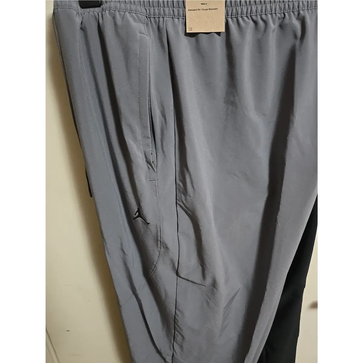 Nike clothing - fn5840 - fn5840 - black and gray (UPC: 196975124046) 1