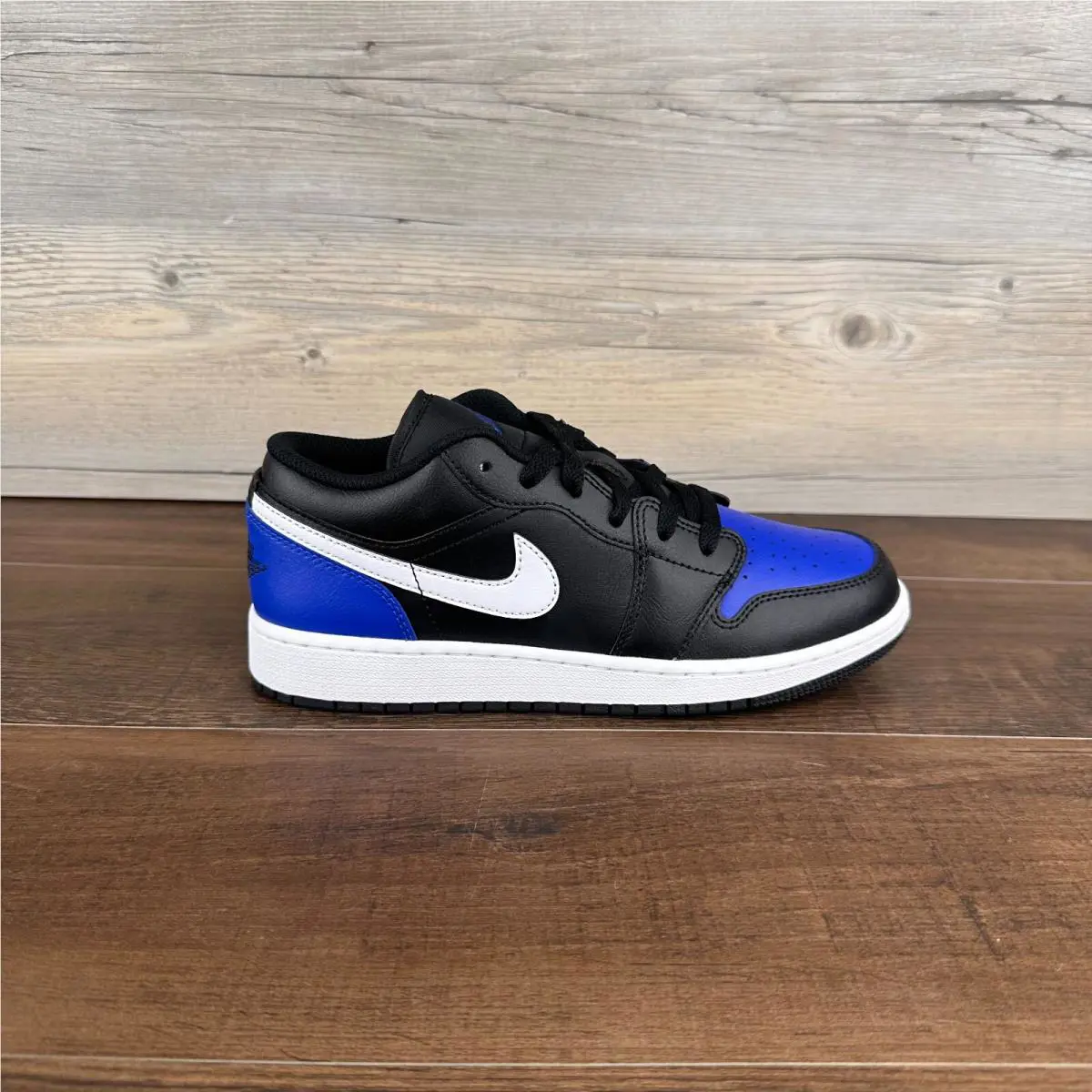 Nike shoes - Nike Air Jordan 1 - Air - 553560-042 - Black 1