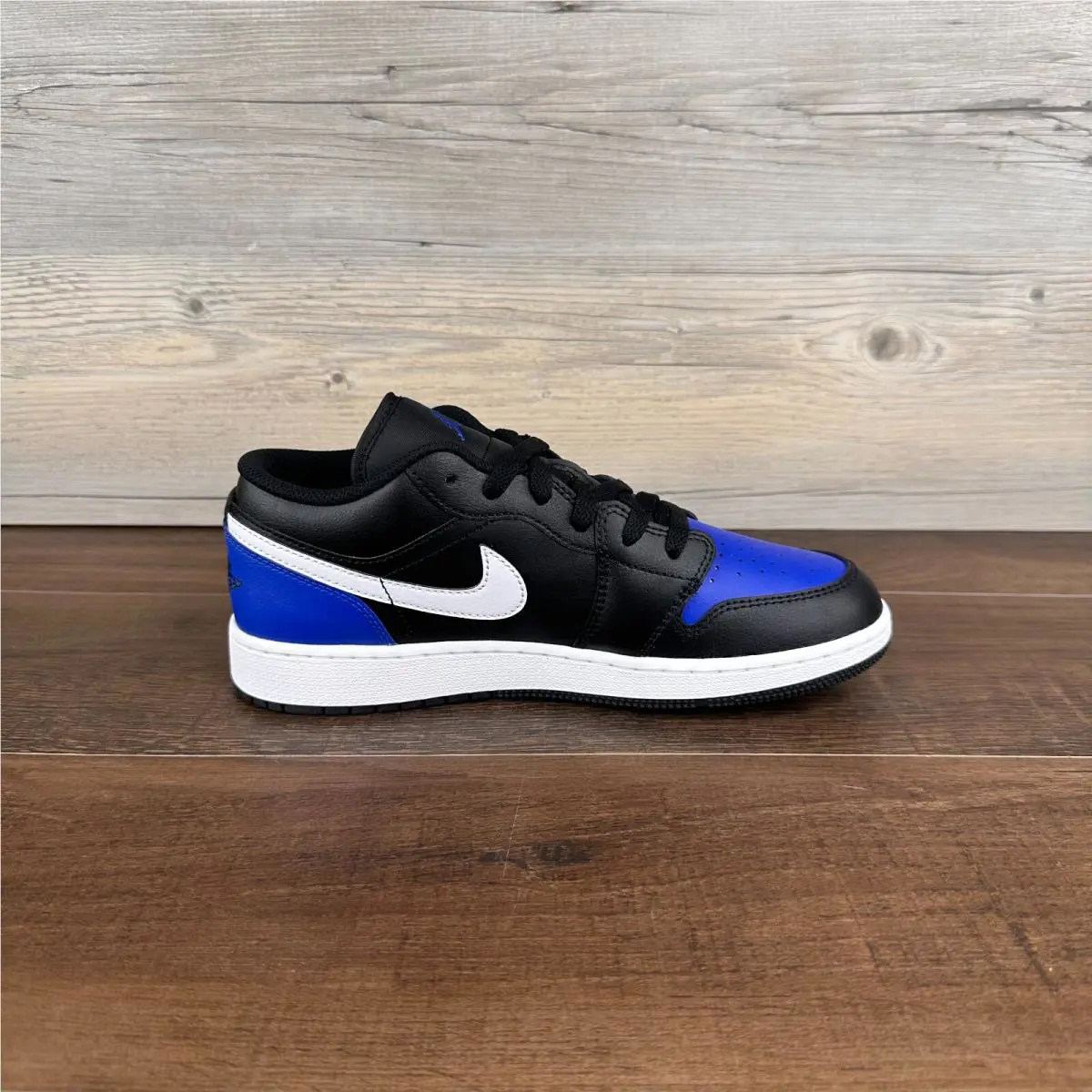 Nike shoes - Nike Air Jordan 1 - Air - 553560-042 - Black 4