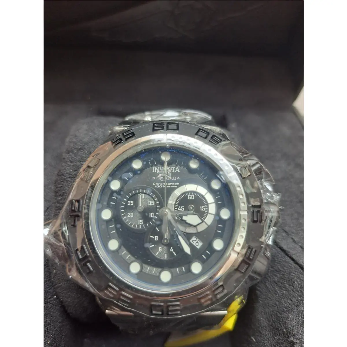 Gunmetal Grey Invicta Subaqua Sport Mens Watch 1527 with Papers