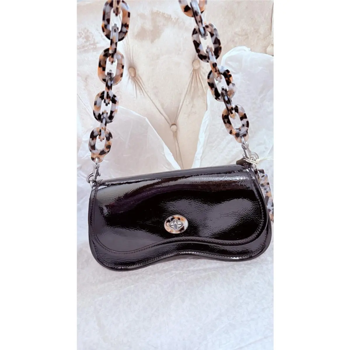 Coach CQ056 Wavy Dinky Bag Crinkle Patent Coachtopia Crossbody Black Hobo Strap