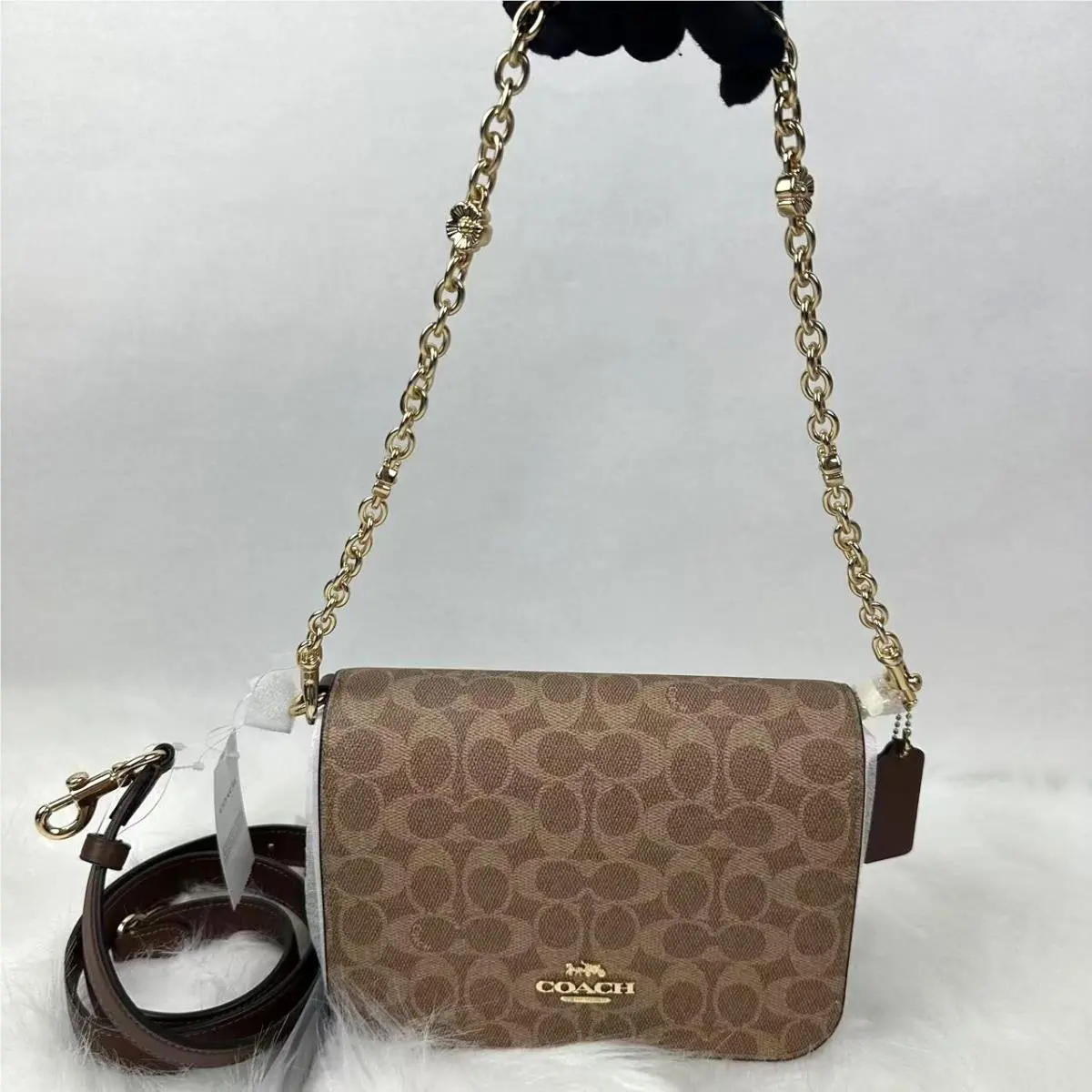Coach Quinn Bag In Signature Canvas with Floral Chain In Tan/brown CBG96