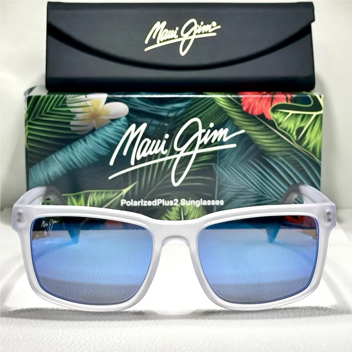 Maui Jim Stone Shack Matte Crystal Polarized Blue Hawaii Sunglasses B862-05 - Frame: Matte Crystal w/Grey Tips, Lens: Blue Hawaii