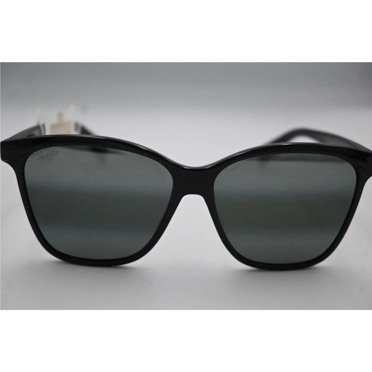 Maui Jim Sunglasses MJ601-02 580014-137