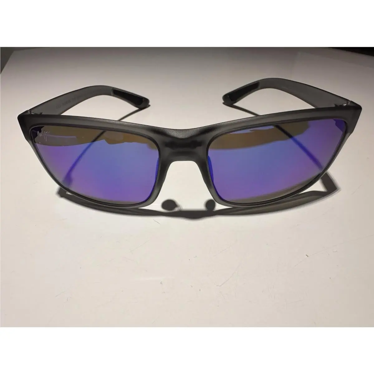 Maui Jim Pokowai Arch B439-11M Translucent Grey Polarized Blue Sunglass - Frame: Gray, Lens: Blue