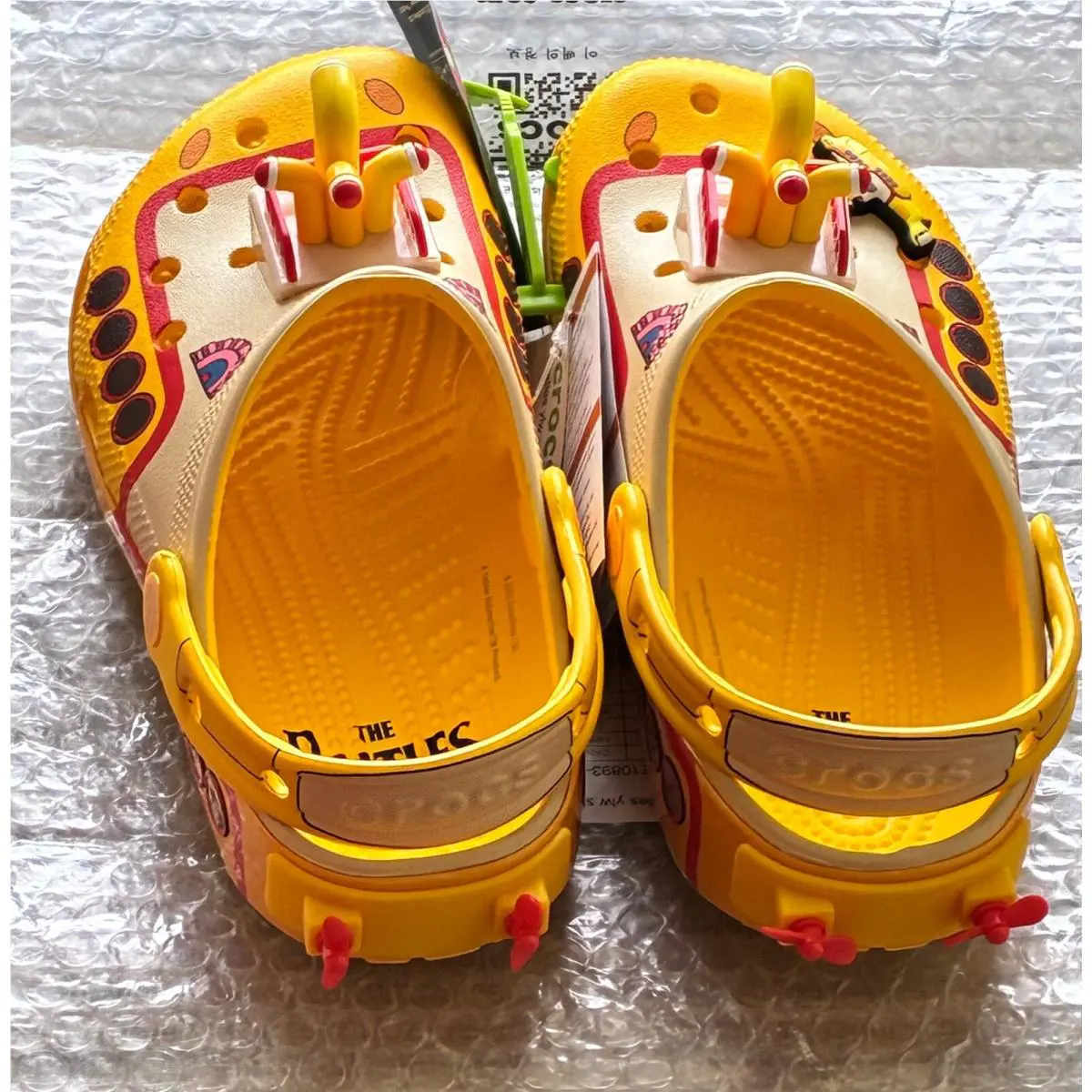 Crocs shoes - Classic Clog - Classic Clog - 210893-90H - YELLOW SUBMARIE, Manufacturer: 210893-90H 13