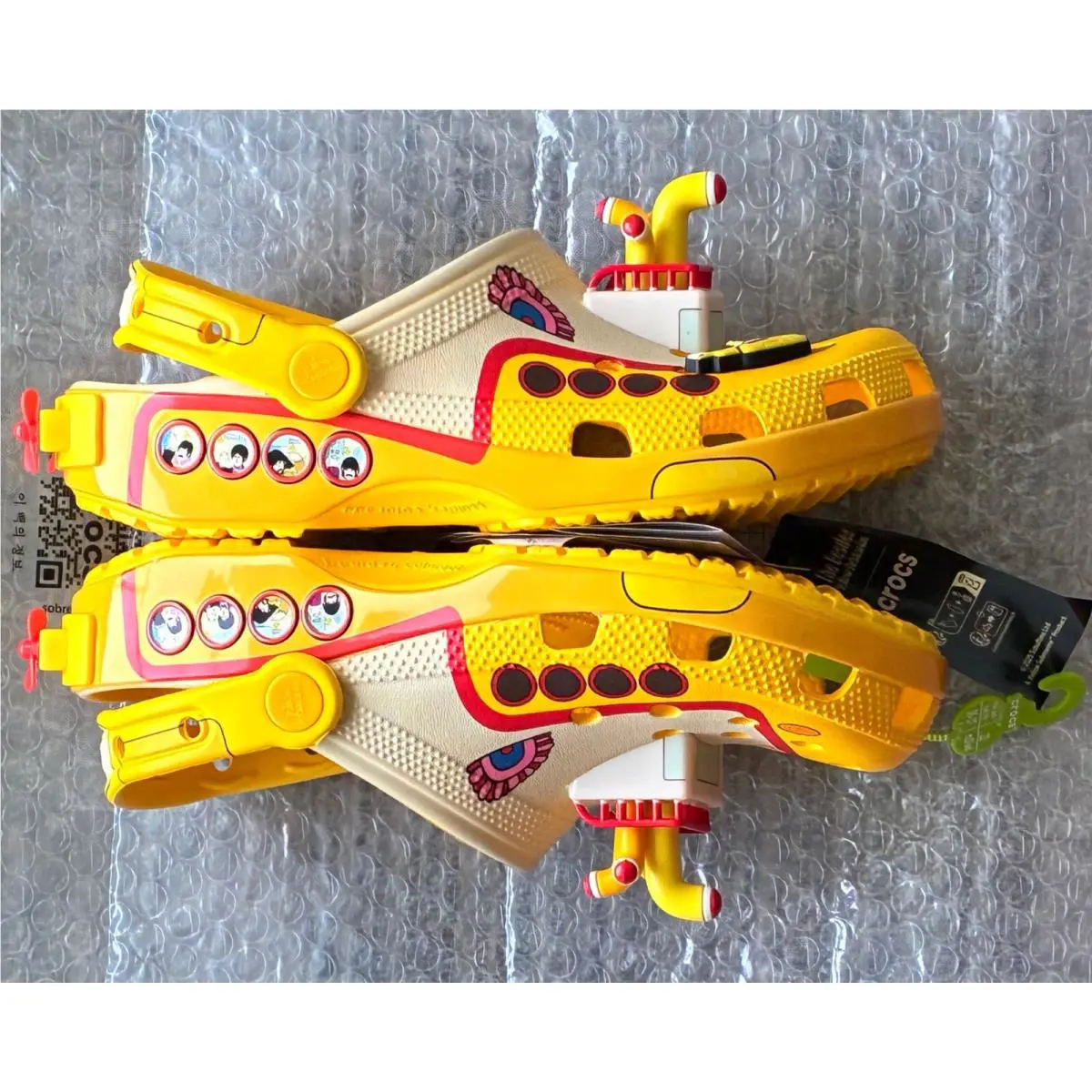 Crocs shoes - Classic Clog - Classic Clog - 210893-90H - YELLOW SUBMARIE, Manufacturer: 210893-90H 8