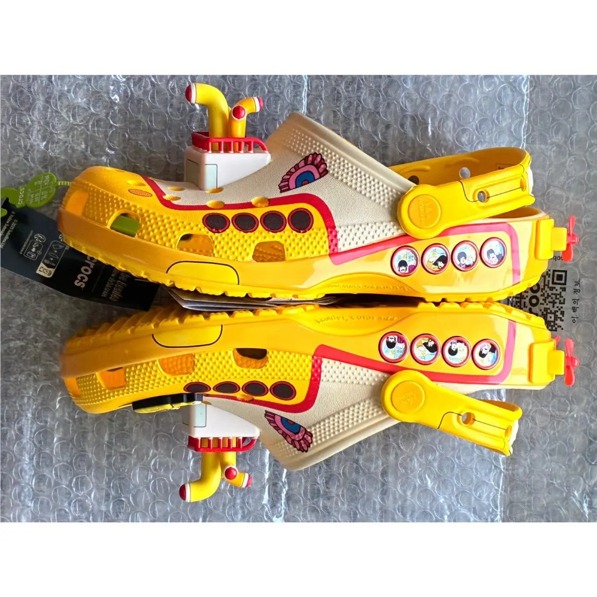 Crocs shoes - Classic Clog - Classic Clog - 210893-90H - YELLOW SUBMARIE, Manufacturer: 210893-90H 16