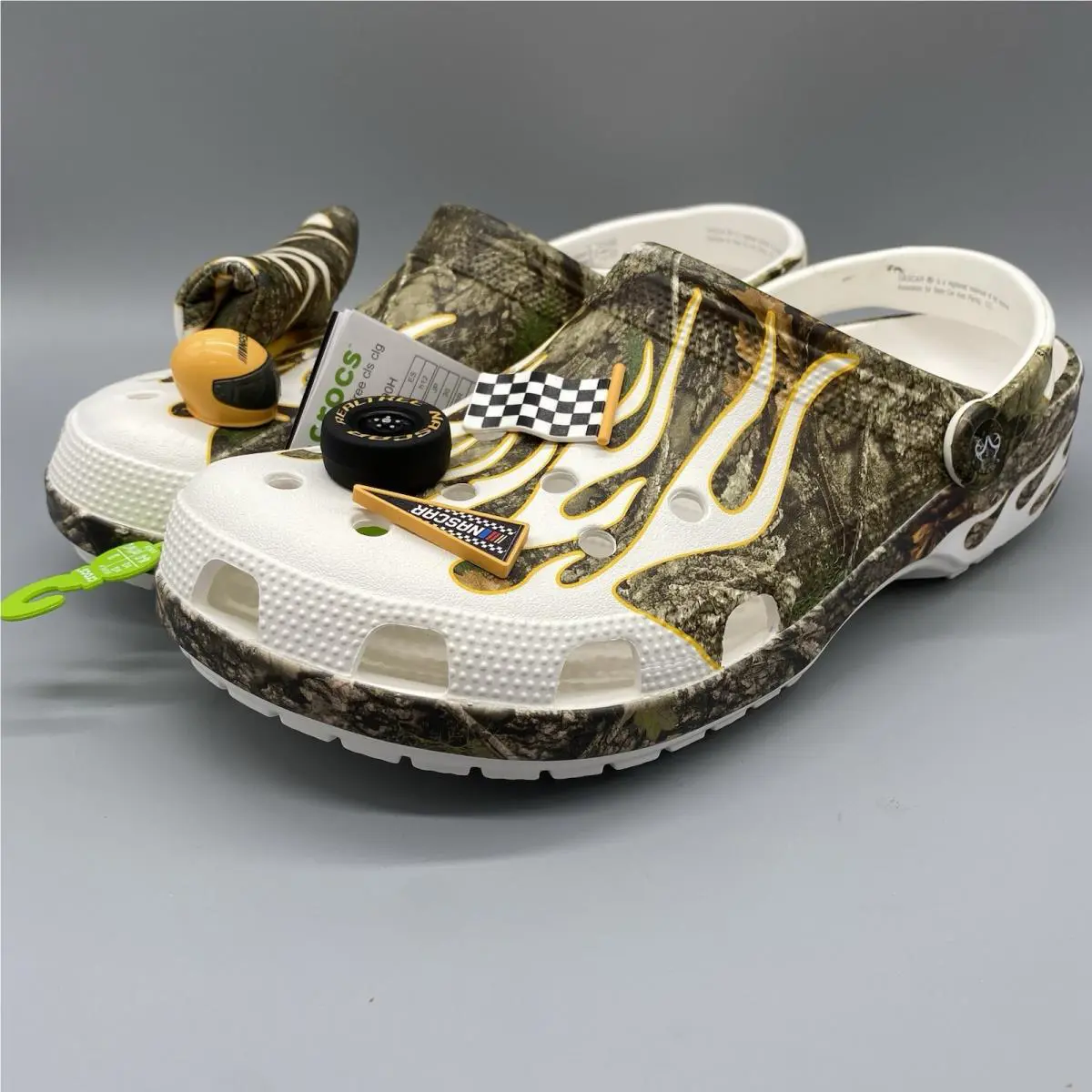 Crocs shoes - Green 3