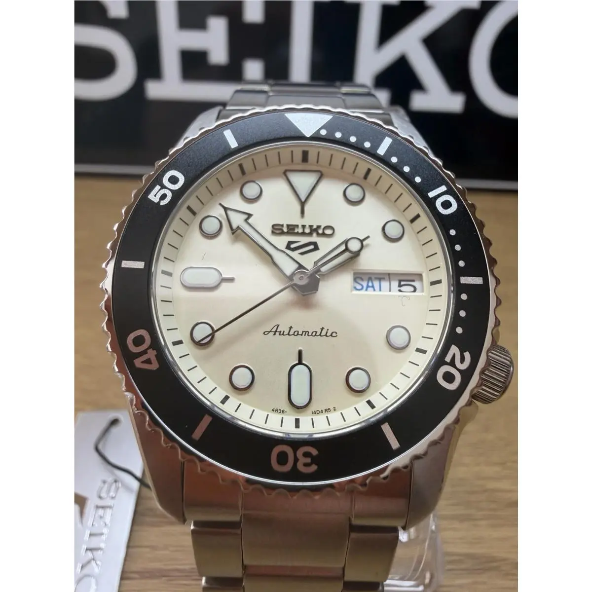 5 Sports SRPK31K1 38mm Automatic Cream Dial Full Set Box Papers by Seiko