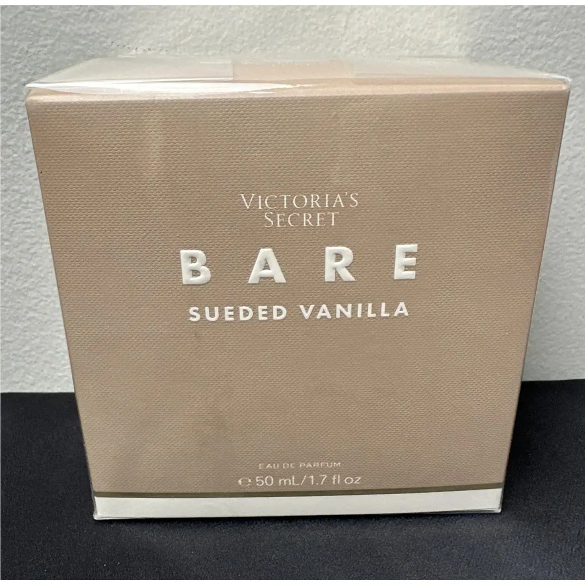 Victoria`s Secret Bare Sueded Vanilla Eau de Parfum Spray 1.7 fl oz