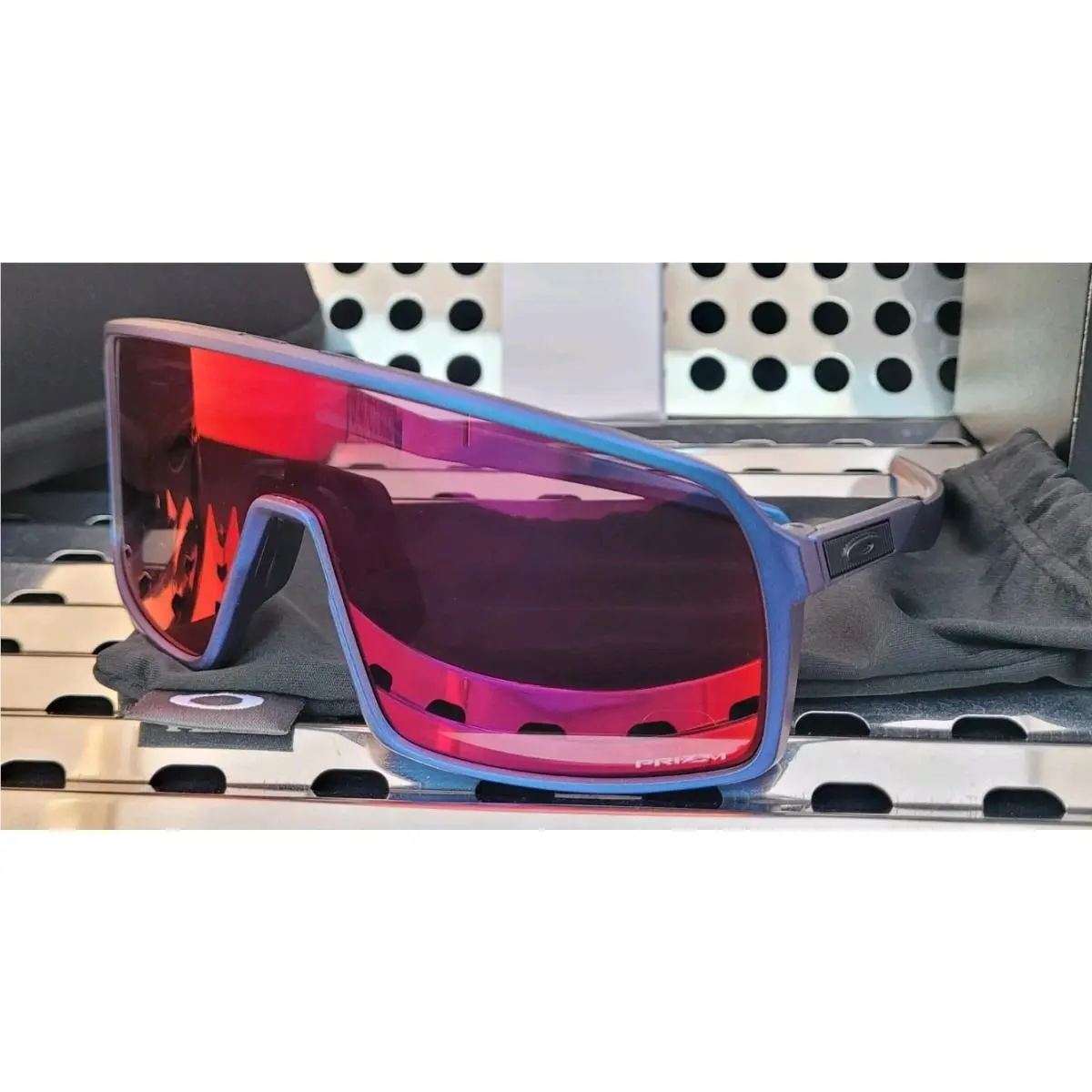 Oakley Sutro 9406-C137 Sunglasses Matte Cyan-blue Color Shift W/prizm Road