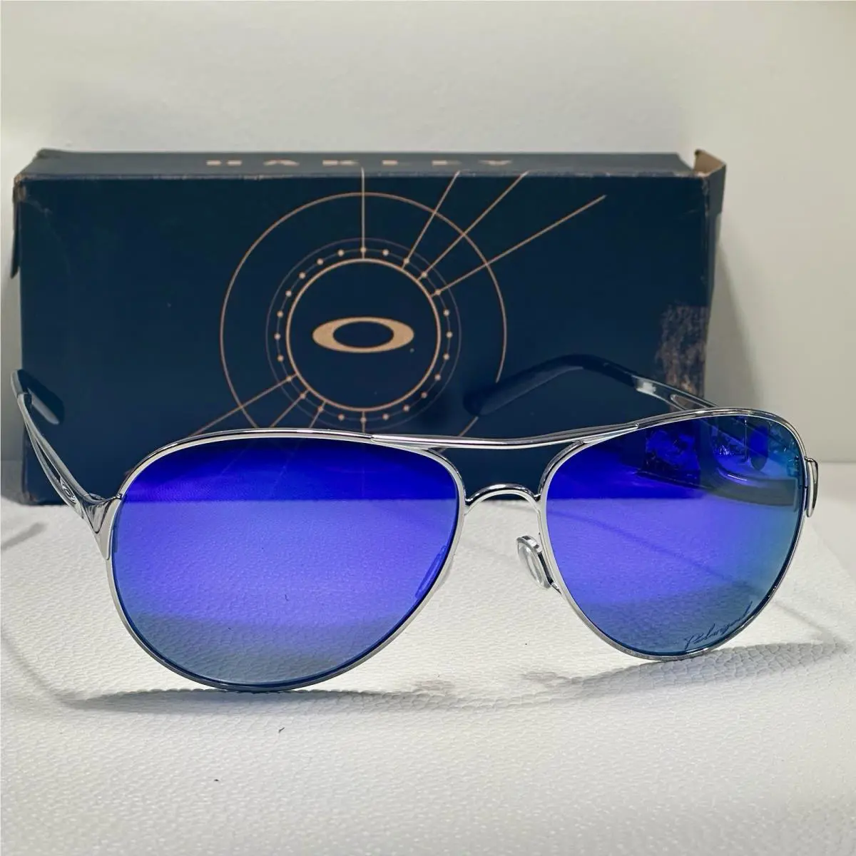 Oakley Sunglasses Caveat OO4054 Chrome Violet Iridium Polarized Womens Purple