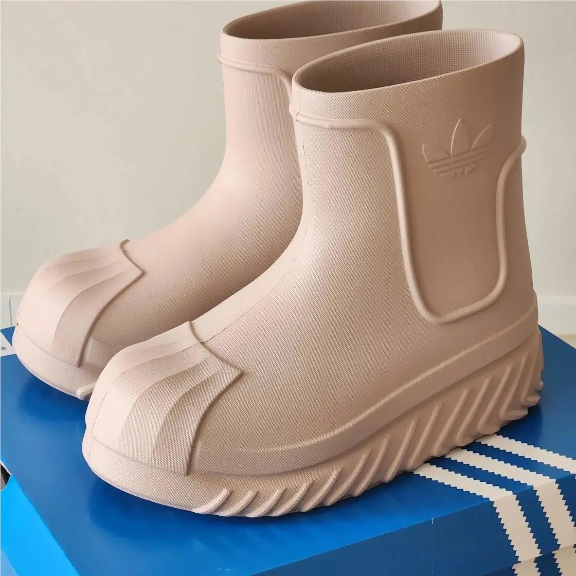 Adidas shoes - adidas Superstar - Superstar - adidas womens sneakers Boot - Beige 6