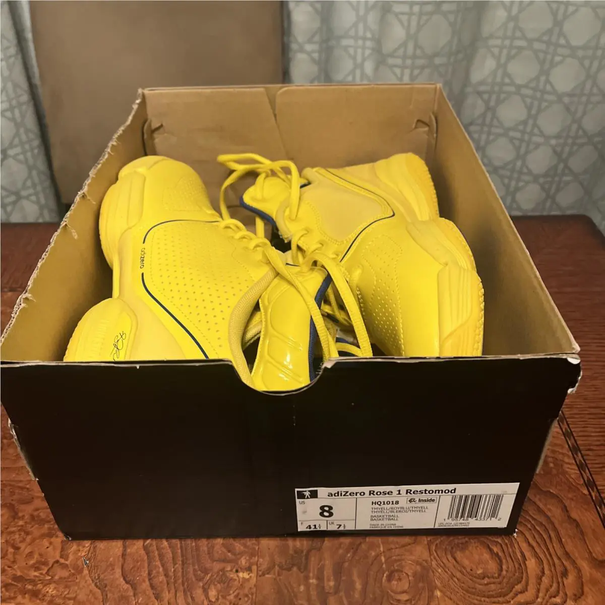 Adidas shoes Derrick Rose - Team Yellow/Royal Blue/Team Yellow 4