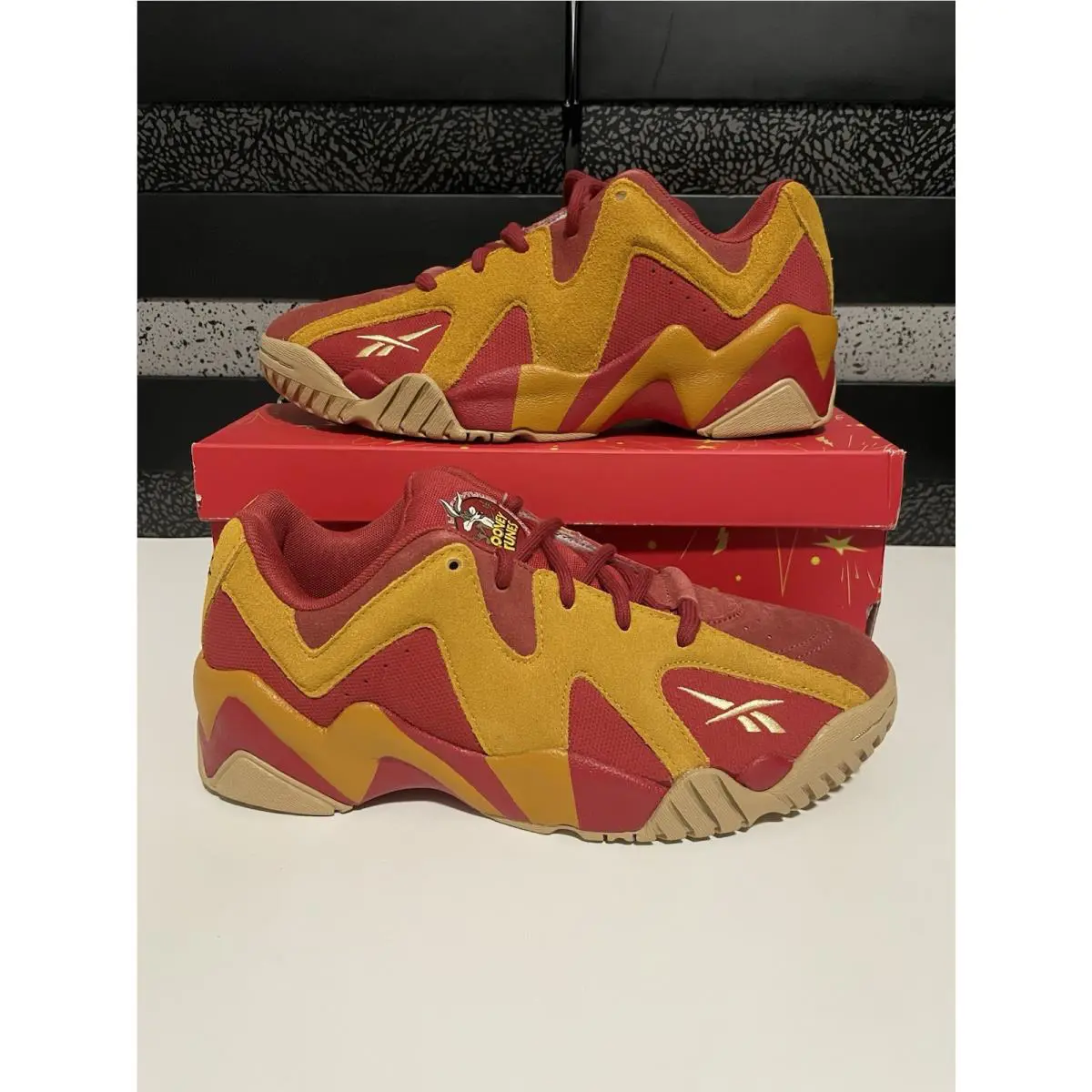 Reebok shoes - Reebok Looney Tunes Hurrikaze II Low - GW4299 - MARRED/BRGOCH/REBRED 6