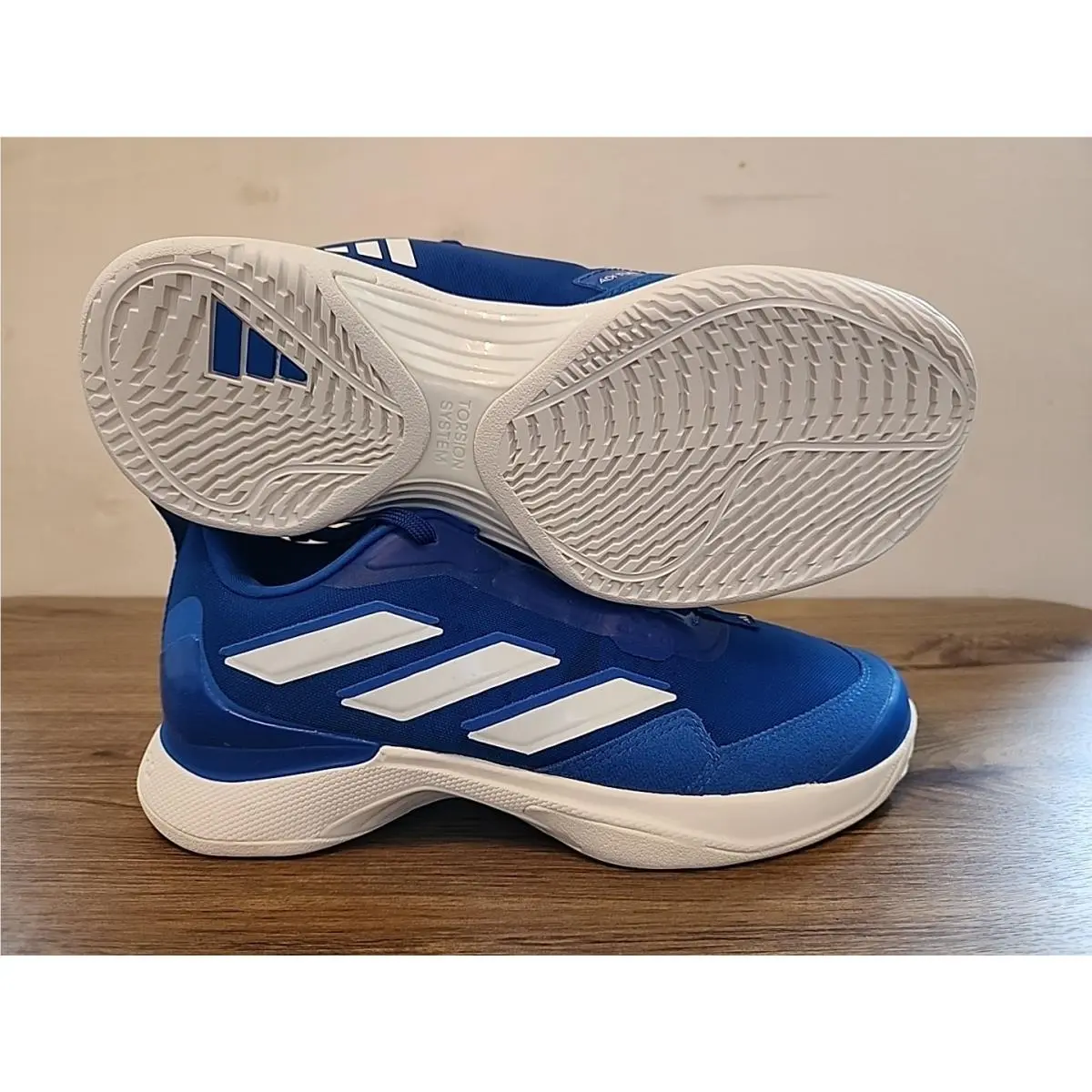 Adidas Avacourt Tennis Bright Royal/white Womens Size 6.5 Tennis Shoe
