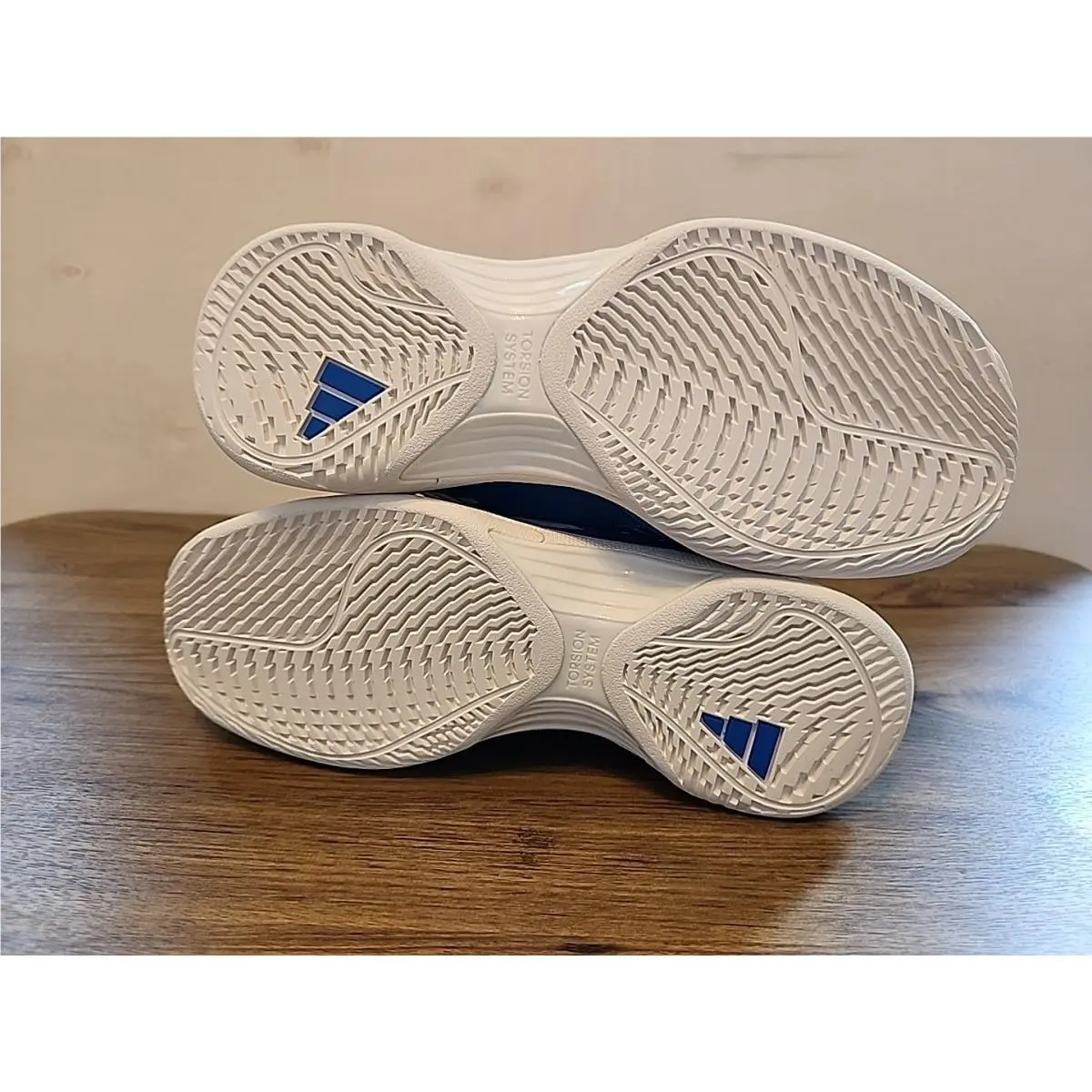 Adidas shoes - adidas Avacourt - Avacourt - White 4