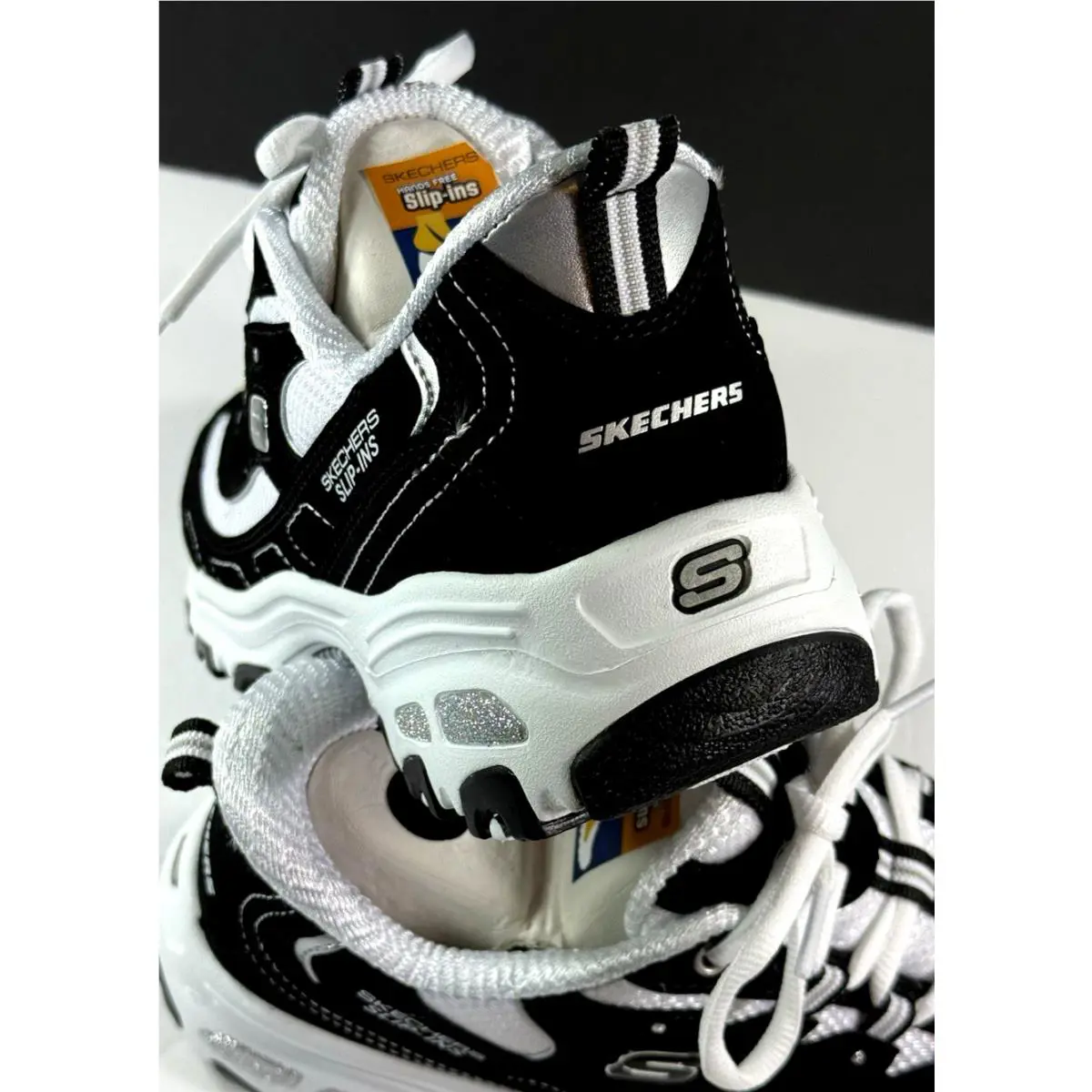 Skechers shoes - SKECHERS D`Lites - Black-White 20