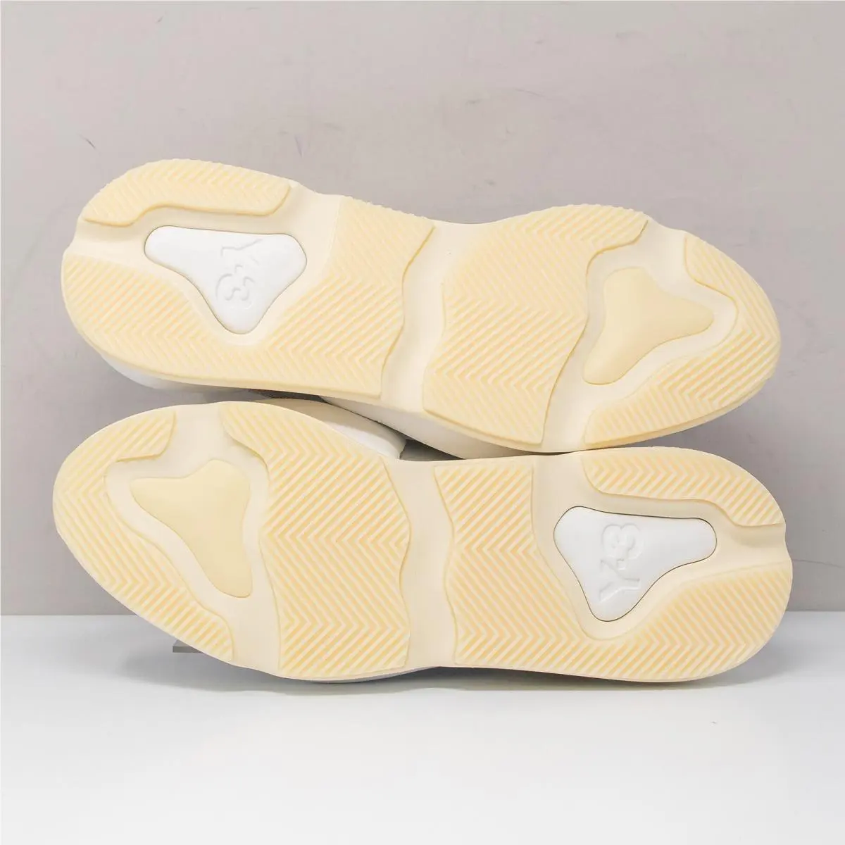 Adidas shoes - adidas Y-3 Kaiwa - Kaiwa - HQ3672 - Silver Metallic/Cream White/ Core White (UPC: 195747514559) 2